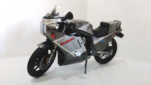 ハセガワ 1/12 SUZUKI GSX-R750(G)(GR71G) 完成品