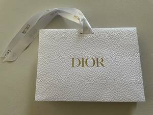 【ショッパー】 DIOR/ディオールの紙袋 サイズ：中　一度使用の新中古