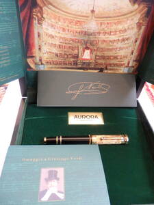 ◆【未使用・新品】AURORA　アウロラ　特別限定万年筆　ジュゼッペ・ベルディ　ペン先：18K750ソリッドゴールド M