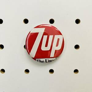 《災害支援チャリティー缶バッジ》ラベル アメリカン 缶バッジ 寄付金 7UP B-3