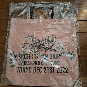 【新品未開封】クリスチャン ディオール 夢のクチュリエ展 オリジナル トートバッグ　Dior　ディオール展　 東京都現代美術館　ピンク　鞄