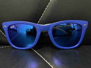 極美品 Ray-Ban FOLDING WAYFARER レイバン RB4105 サングラス アイウェア メガネ 折りたたみ式 コンパクト 春夏 遮光 希少カラー ブルー
