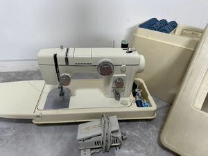 JANOME ジャノメ MODEL 802 モデル802 ミシン フットコントローラー付 通電確認済み　動作未確認 140サイズ