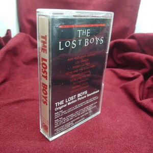 363【カセットテープ】アメリカ盤 THE LOST BOYS/ロストボーイ サウンドトラック 昭和レトロ B級ホラー映画 洋楽 ミュージック