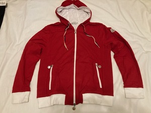 【新品・未使用】　　希少 　　　　　モンクレール　MONCLER　　　パーカー