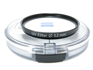 【 美品 】SONY ZEISS T* UV Filter 52mm 高性能 紫外線カット 保護 フィルター 安心のケース付 [管SO2548]