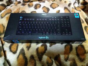 ★Logicool G PRO ゲーミングキーボード G-PKB-002LN 赤軸★