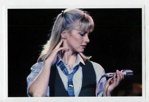 ［フォト4x6］ オリビア・ニュートン・ジョン Olivia Newton John 86A 写真(小) オリヴィア