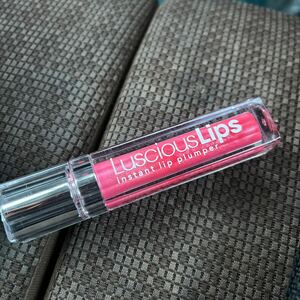 数回使用　ラシャスリップス　Luscious Lips 328 リップ美容液