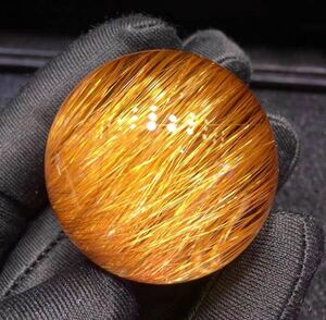 ～天然銅色ゴールドルチルクオーツ 置物 37.3mm