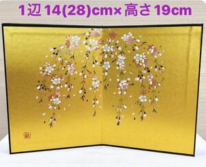 新品 紙屏風【桜屏風 高さ19cm】しだれ桜 春飾り 季節の置物 お手持ちのお雛様とご一緒に 雛道具 未使用品 日本製 全国送料無料