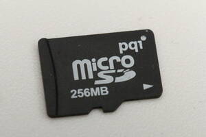 256MB micro SDカード pqi