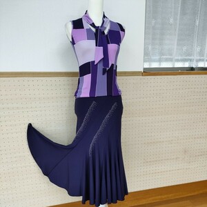 紫系幾何学模様トップスICHIOKU紫スカート