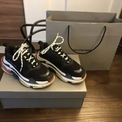 BALENCIAGA トリプルS スニーカー　サイズ40