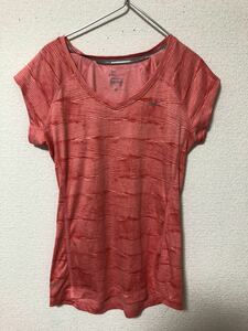 美品★NIKE DRY-FIT素材半袖Vネックシャツ 赤ピンク サイズS