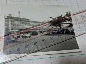 古写真 昔の駅？デパート？ホテル？ モノクロ 昭和30～40年代？ 不明 昭和レトロ レア 