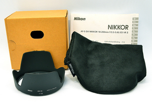 【送料無料】Nikon ニコン AF-S DX NIKKKOR 18-200mm F3.5-5.6G ED VRⅡ用 フード ソフトケース 取扱説明書 美品