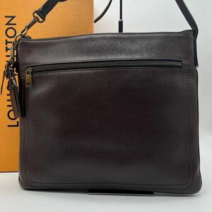 超美品 ルイヴィトン Louis Vuitton ユタ サックプラ メンズ ショルダーバッグ M92073 ビジネス ブラウン 茶 レザー メッセンジャー 