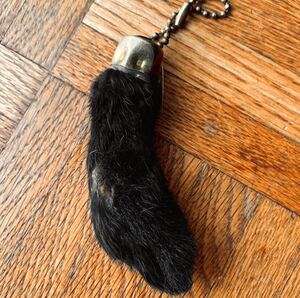 売り切り ベリーレアカラー ブラック！ 黒 vintage rabbit foot LUCKY CHARM ヴィンテージ ラッキー ラビットフット ロカビリー ライダース