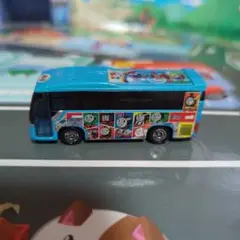 トミカ　トーマス　バス