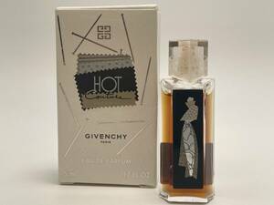 未使用★GIVENCHY【ジバンシー】ホットクチュール　≪オーデパルファム EDT 香水≫　5ml　#144861-32