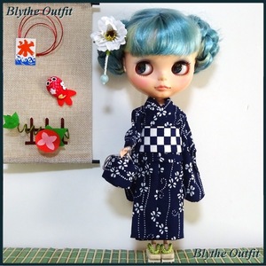 ♪Blythe＊ブライスアウトフィット♪浴衣（紺地・小花）セット・下駄付き！