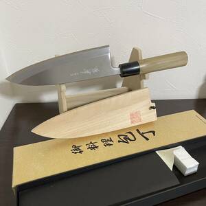 新品 未使用 郷右馬允義弘 出刃包丁 白ニ鋼 上作 刃渡り19cm 水牛柄 山脇刃物製作所 堺打刃物 Sakai 和包丁 片刃 本職 魚河岸 市場 日本製