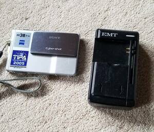 ソニーサイバーショットDSC-17世界1薄いカードタイプカメラ純正カード付き
