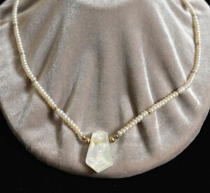 ヴィンテージ 淡水真珠/パールと樹脂アクセサリーのネックレス/ペンダント 本物保証