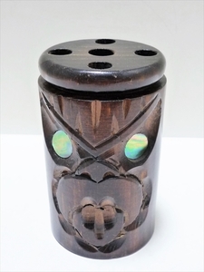 ビンテージ TIKI ティキ 木製 MEADSWOOD ペン立て 手彫り NZ ニュージーランド製 目が貝 高9.3cm 彫刻 インテリア ディスプレイ 収納 置物