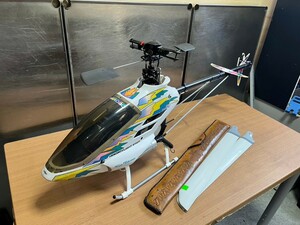 ○ 旭川発 HIROBO エンジン ラジコン ヘリコプター FLIGHT STAFF / フタバ サーボ 受信機PCM1024 動作未確認 ③