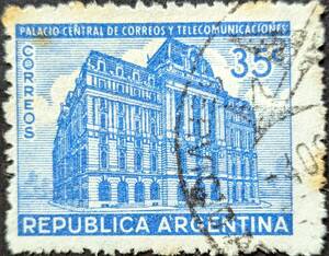 【外国切手】 アルゼンチン 1942年10月05日 発行 郵便局の建物 消印付き