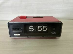 ★122 SEIKO QN401 T QUARTZ Clock red セイコー クォーツ パタパタ時計 置時計 目覚まし 電池式 卓上 赤 レトロ レッド 
