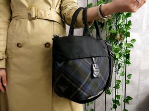 ●超美品●PRADA プラダ●リバーシブル●チェック柄●ポコノ ナイロン カーフ レザー 本革●2way ハンド バッグ●黒●B5 収納●Js45188