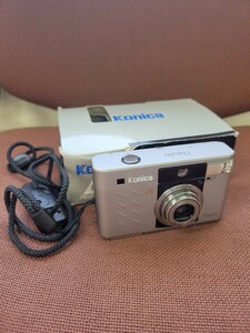 戸0131 Konica デジカメ　Revio 美品　動作ok