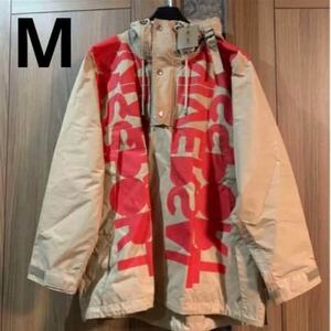 Burberry フード付きジャケット　Mサイズ