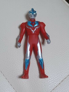 ウルトラマンギンガソフビ