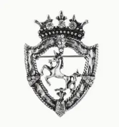 エンブレム　ブローチ　シルバー 　英国　馬　王冠　紋章　コサージュ　セーター銀