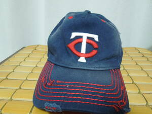 MLB☆ミネソタ・ツインズの帽子（フリーサイズ）ダメージ加工