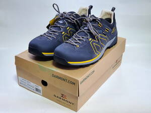 新品■GARMONT(ガルモント)　SANTIAGO LOW GTX トレッキングシューズ　28.0cm 定価26,400円！