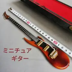 ②ギター　ミニチュア楽器　25.5cm　木製