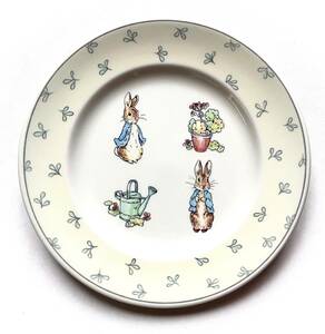 ■ WEDGWOOD ウェッジウッド 英国製 廃盤旧刻印 PETER RABBIT ピーターラビット 植木鉢絵柄 17.5cm プレート