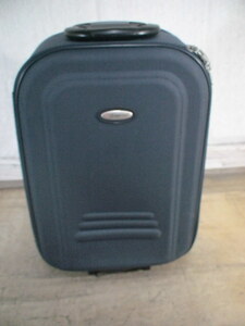 3686　EMINENT　紺　スーツケース　キャリケース　旅行用　ビジネストラベルバック