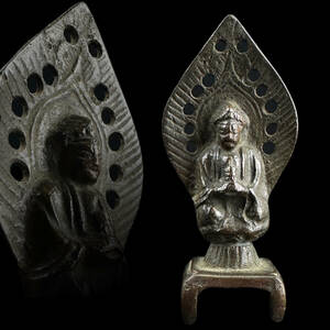 仏教美術 銅製 弥勒菩薩坐像 高さ10.6cm 重さ121.8g［検索/宝塔 梵字 大日如来 明王 天 神将 佛像］