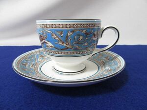 【美品】WEDGWOOD ウェッジウッド フロレンティーン ターコイズ カップ＆ソーサー（リー）