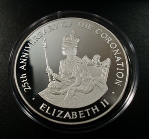 ●ジャマイカ　1978年　エリザベス女王戴冠25周年記念　25ドル銀貨　65mm, 136g