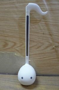 DD526 明和電機 [Otamatone オタマトーン] 電子楽器 おもちゃ 動作確認済/60