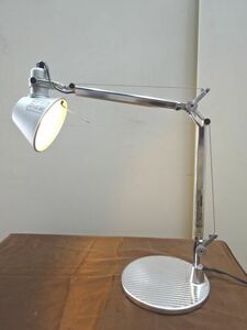 ③②Artemide アルテミデ TOLOMEO Microトロメオマイクロ スタンドライト 照明　ネジ難有り　USED品