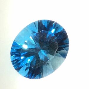 ロンドンブルートパーズ　4.28ct ブラジル　ミナスジェライス産