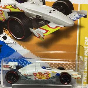 ☆ホットウィール☆ 2011 インディーカー オーバルコース レースカー 白　Hot Wheels 